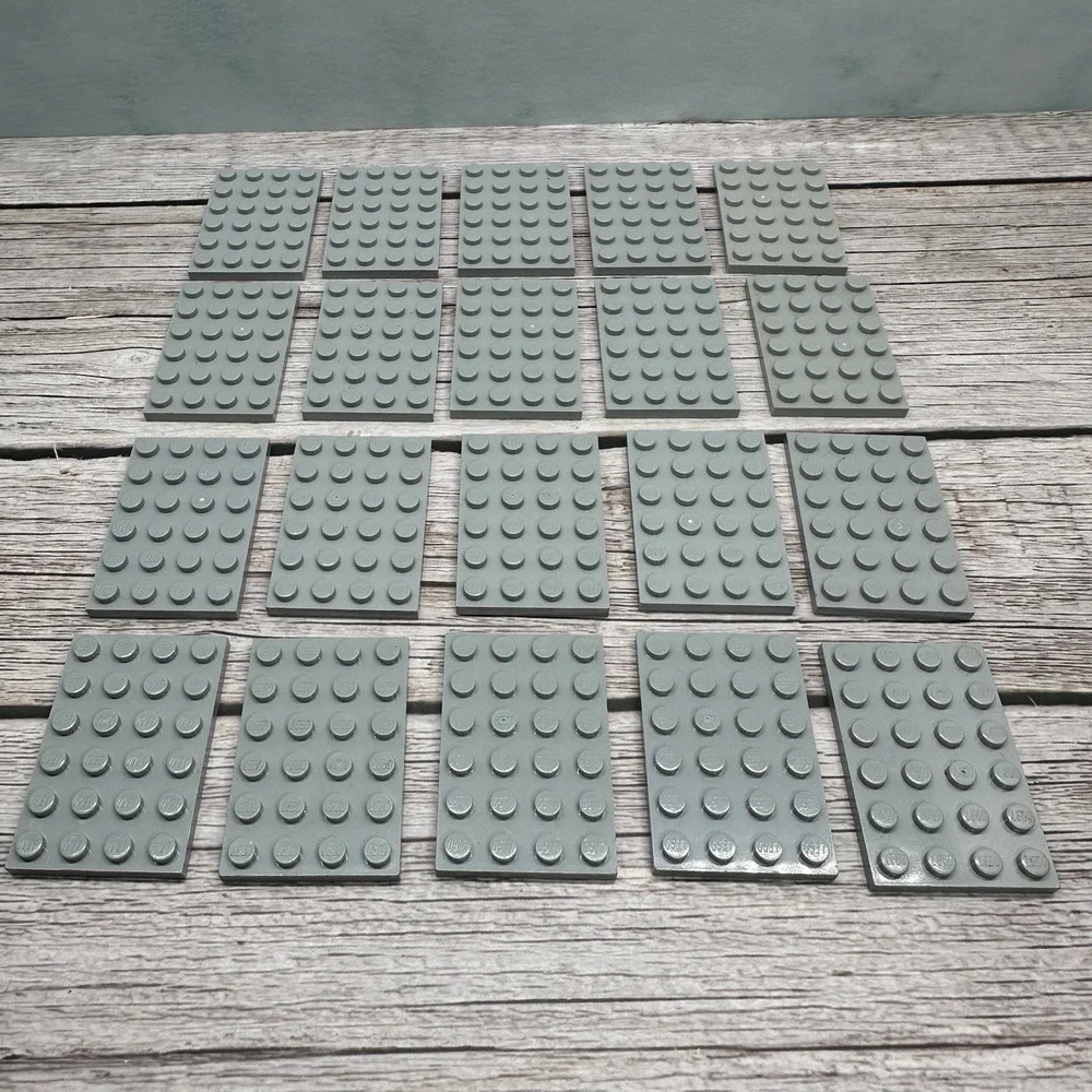 Lego‎ Part 3032 - Plate, 4x6 Light Bluish Gray - Lot Of 20